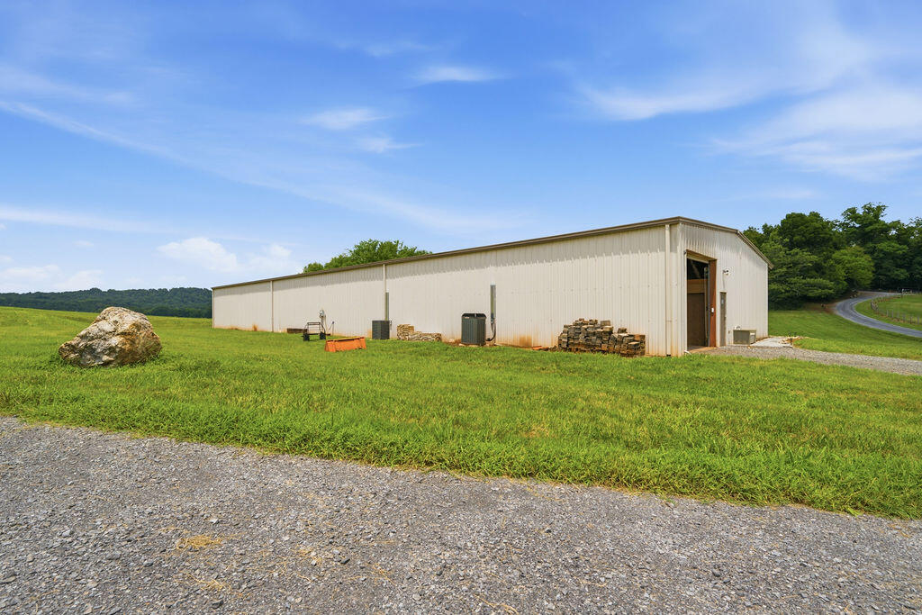 3922 Highway 2 Dalton, GA 30721 - Photo 119 of 145 3922Highway2-120