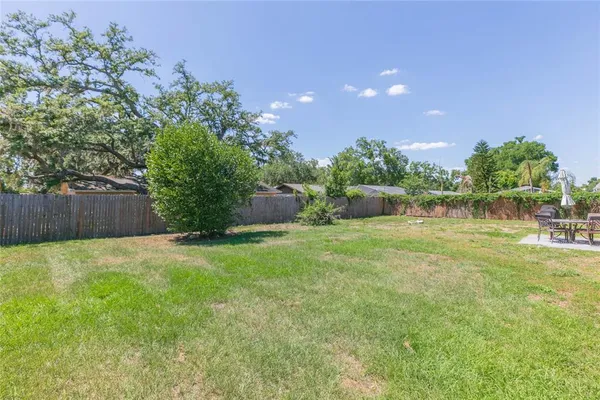 $2,500 | 1612 Berkshire Drive, Brandon, FL 33511