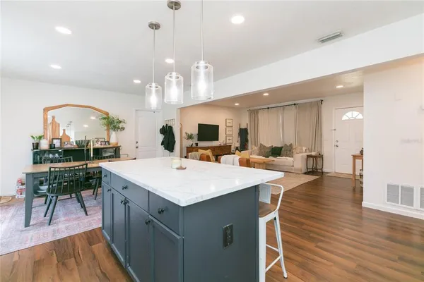 $2,500 | 1612 Berkshire Drive, Brandon, FL 33511