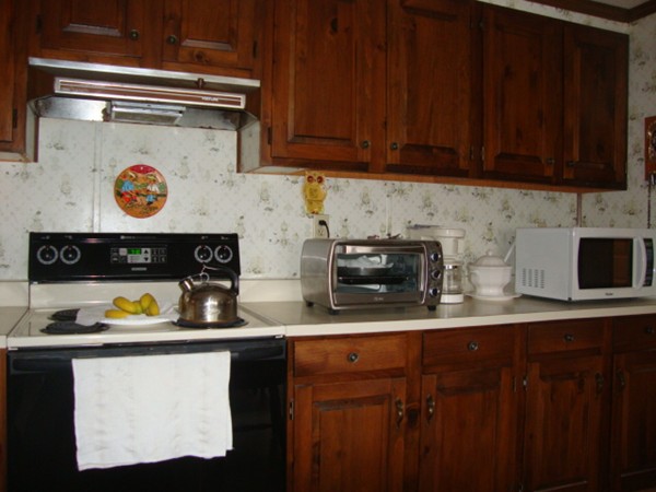 8 Puritan Road Taunton, MA 02780 - Photo 10 of 16 Gallery Image 10