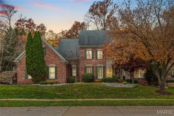 $1,375,000 | 1479 Country Lake Estates Drive, Chesterfield, MO 63005