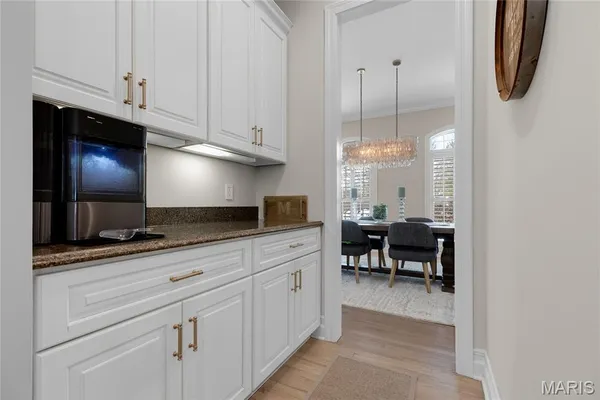 $1,375,000 | 1479 Country Lake Estates Drive, Chesterfield, MO 63005