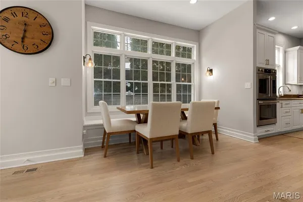 $1,375,000 | 1479 Country Lake Estates Drive, Chesterfield, MO 63005