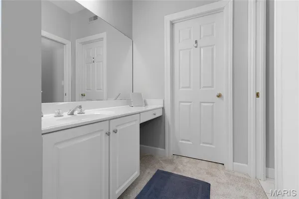 $1,375,000 | 1479 Country Lake Estates Drive, Chesterfield, MO 63005