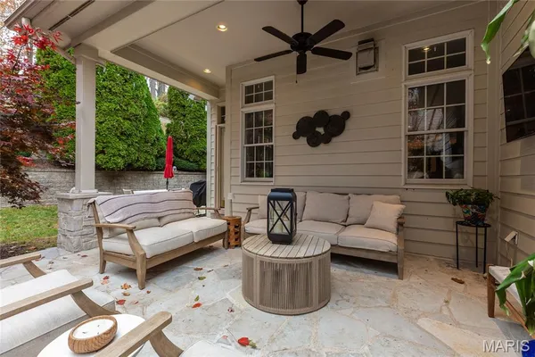 $1,375,000 | 1479 Country Lake Estates Drive, Chesterfield, MO 63005