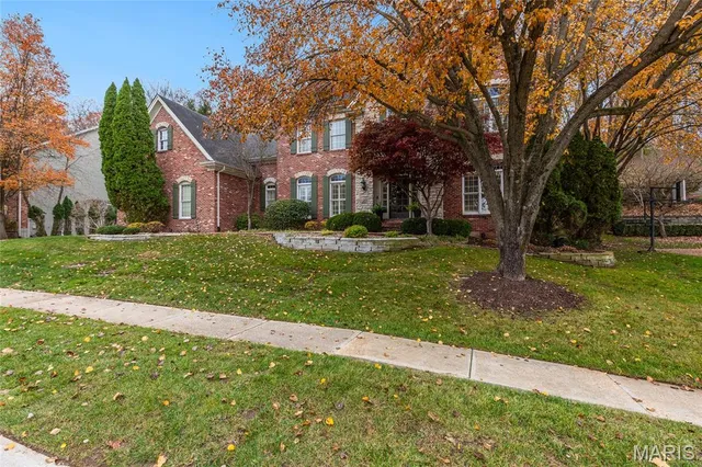 $1,350,000 | 1479 Country Lake Estates Drive, Chesterfield, MO 63005