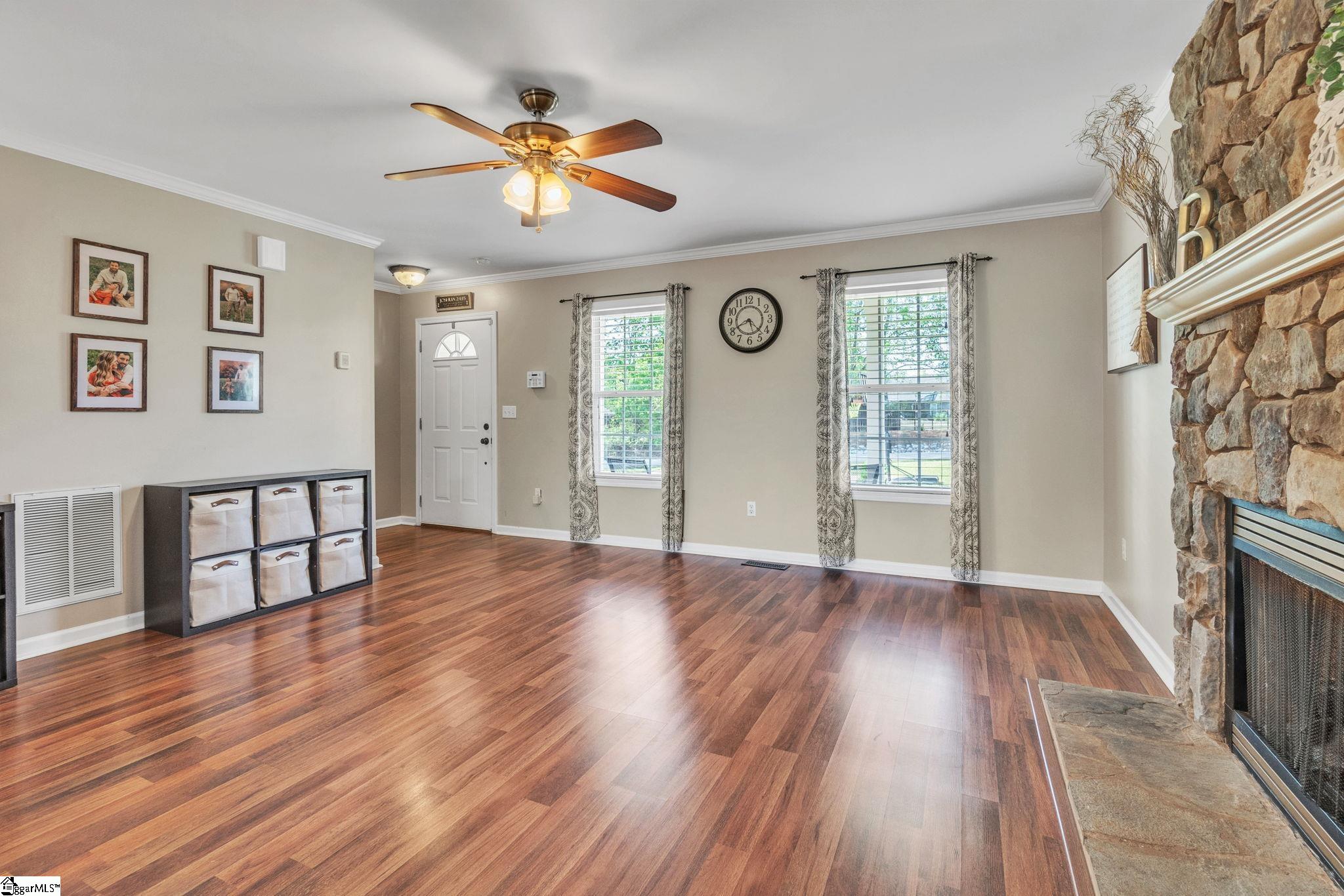 655 Jordan Creek Road Inman, SC 29349 - Photo 5 of 27