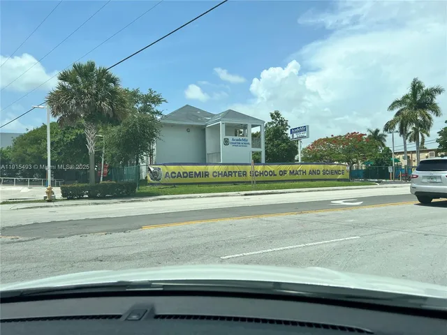 $2,400 | Unincorporated Homestead, Homestead, FL 33033