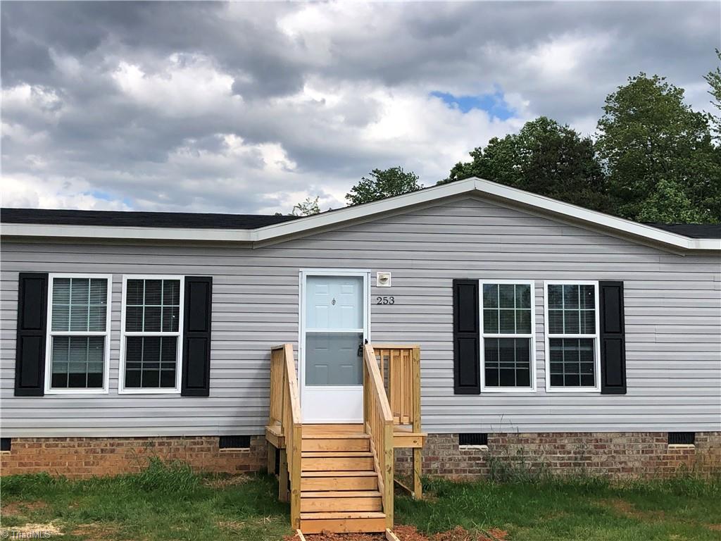 253 Melton Road Elkin, NC 28621 - Photo 2 of 26 Gallery Image 2