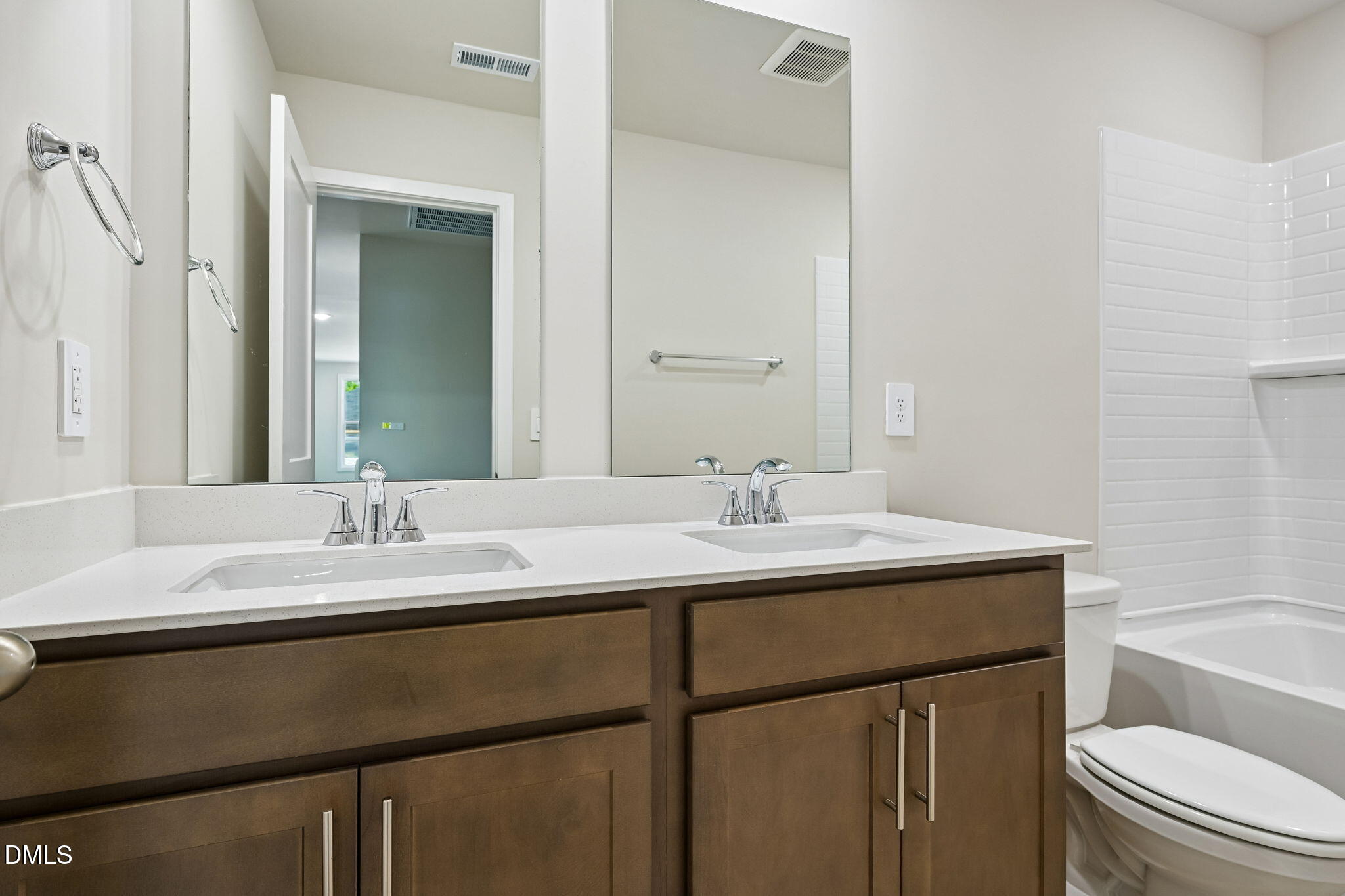 2147 Topsail Road Durham, NC 27703 - Photo 45 of 56 45-web-or-mls-Raleigh - Avalon Place - 2