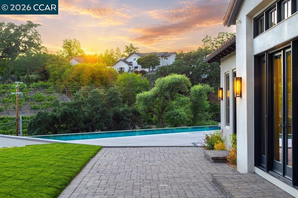 640 El Pintado Road Danville, CA 94526 - Photo 33 of 60 a view of a terrace with a bench