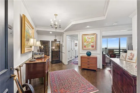 $649,000 | 2660 Peachtree Road Northwest, Unit 32B, Atlanta, GA 30305