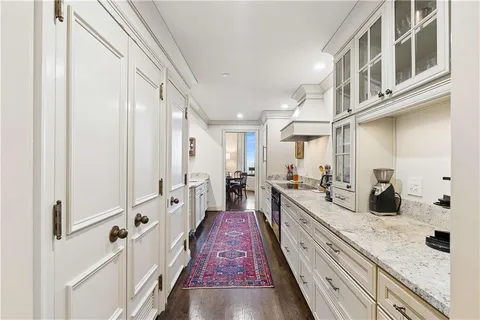 $649,000 | 2660 Peachtree Road Northwest, Unit 32B, Atlanta, GA 30305