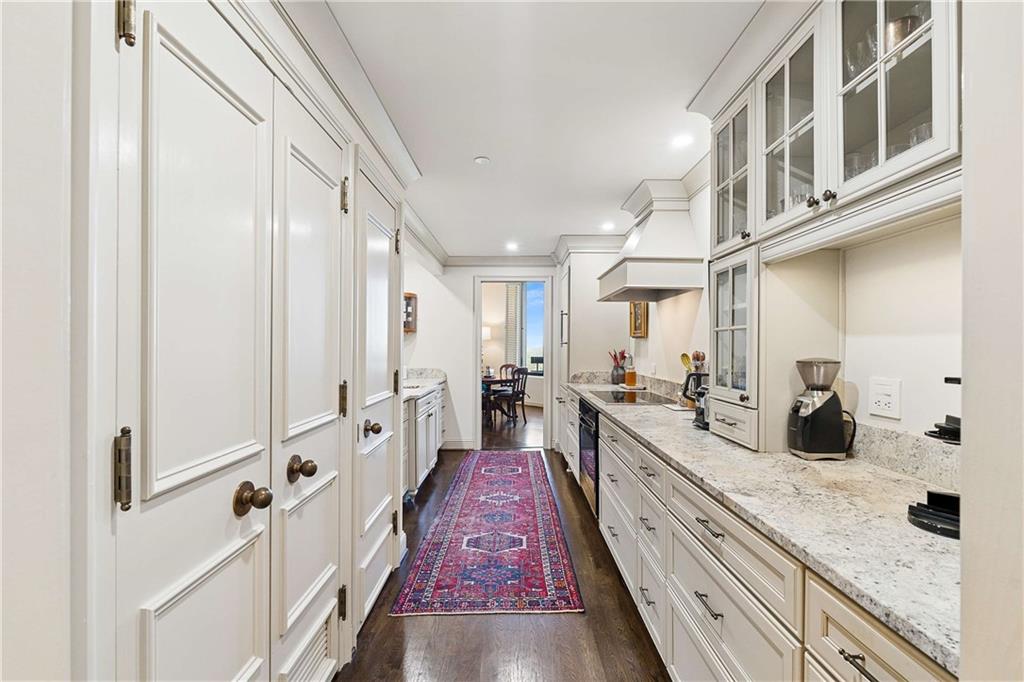 2660 Peachtree Road Northwest, Unit 32B Atlanta, GA 30305 - Photo 4 of 45