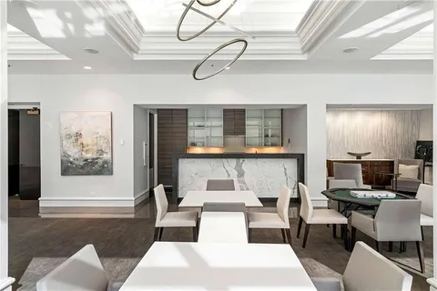 $649,000 | 2660 Peachtree Road Northwest, Unit 32B, Atlanta, GA 30305