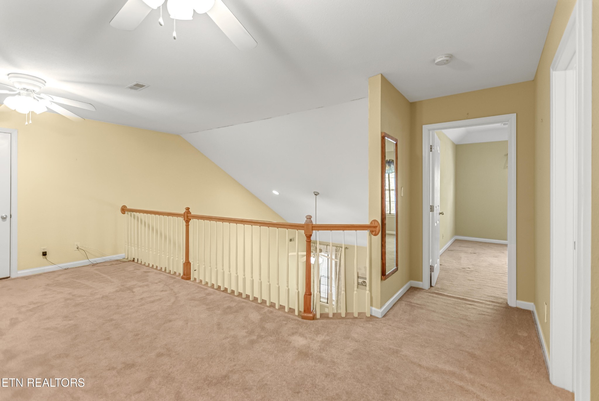 7204 Oakfield Lane Powell, TN 37849 - Photo 33 of 43 a view of an empty room