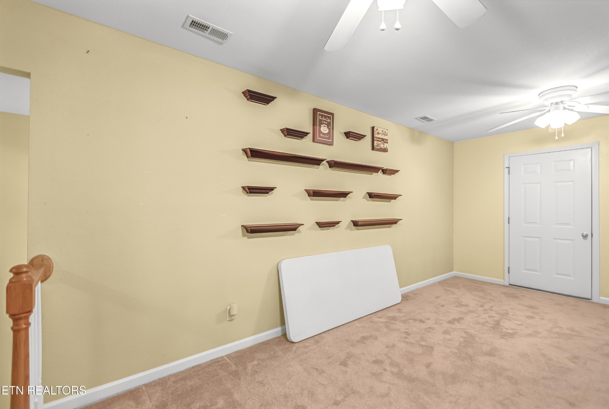 7204 Oakfield Lane Powell, TN 37849 - Photo 34 of 43 a view of room with white walls