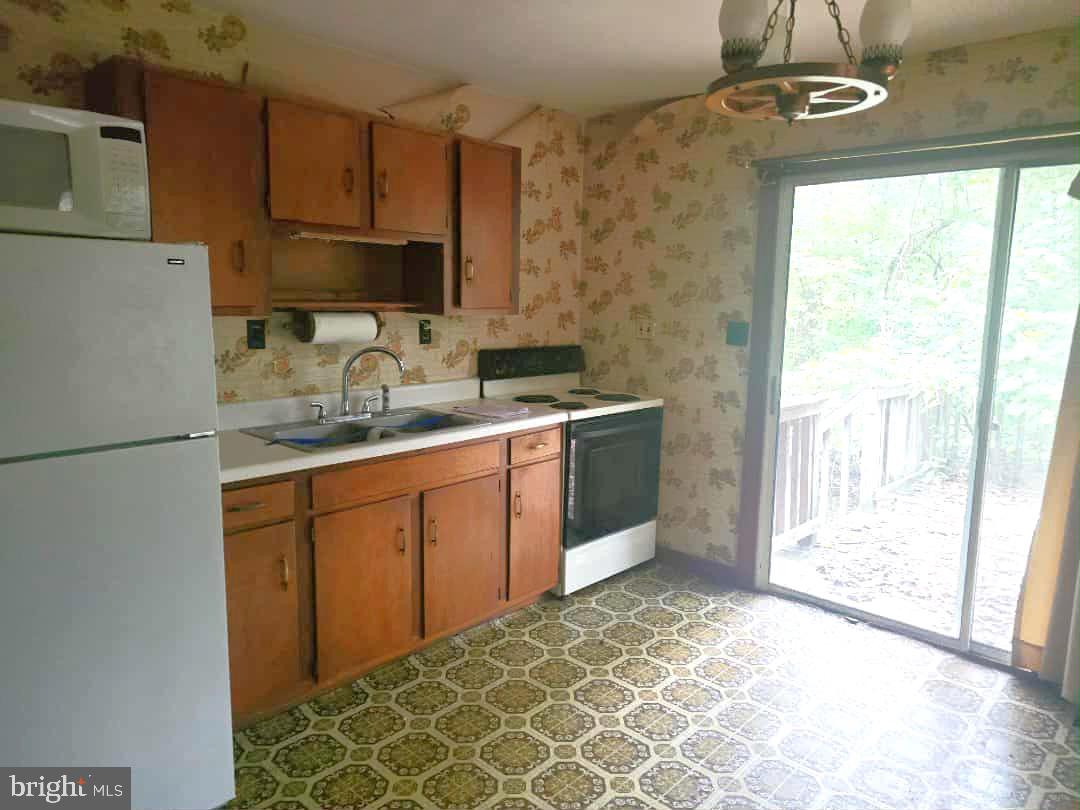 13522 John Kline Road Smithsburg, MD 21783 - Photo 6 of 12