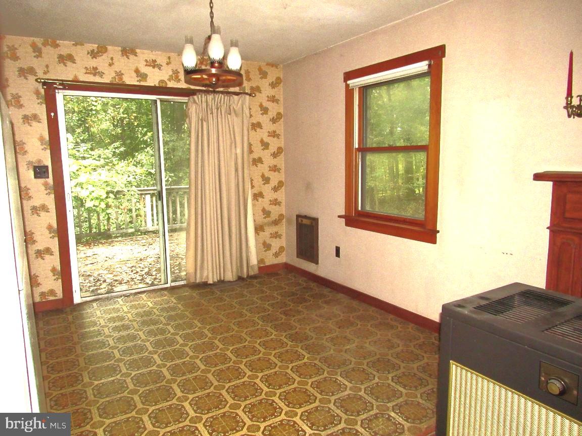 13522 John Kline Road Smithsburg, MD 21783 - Photo 8 of 12