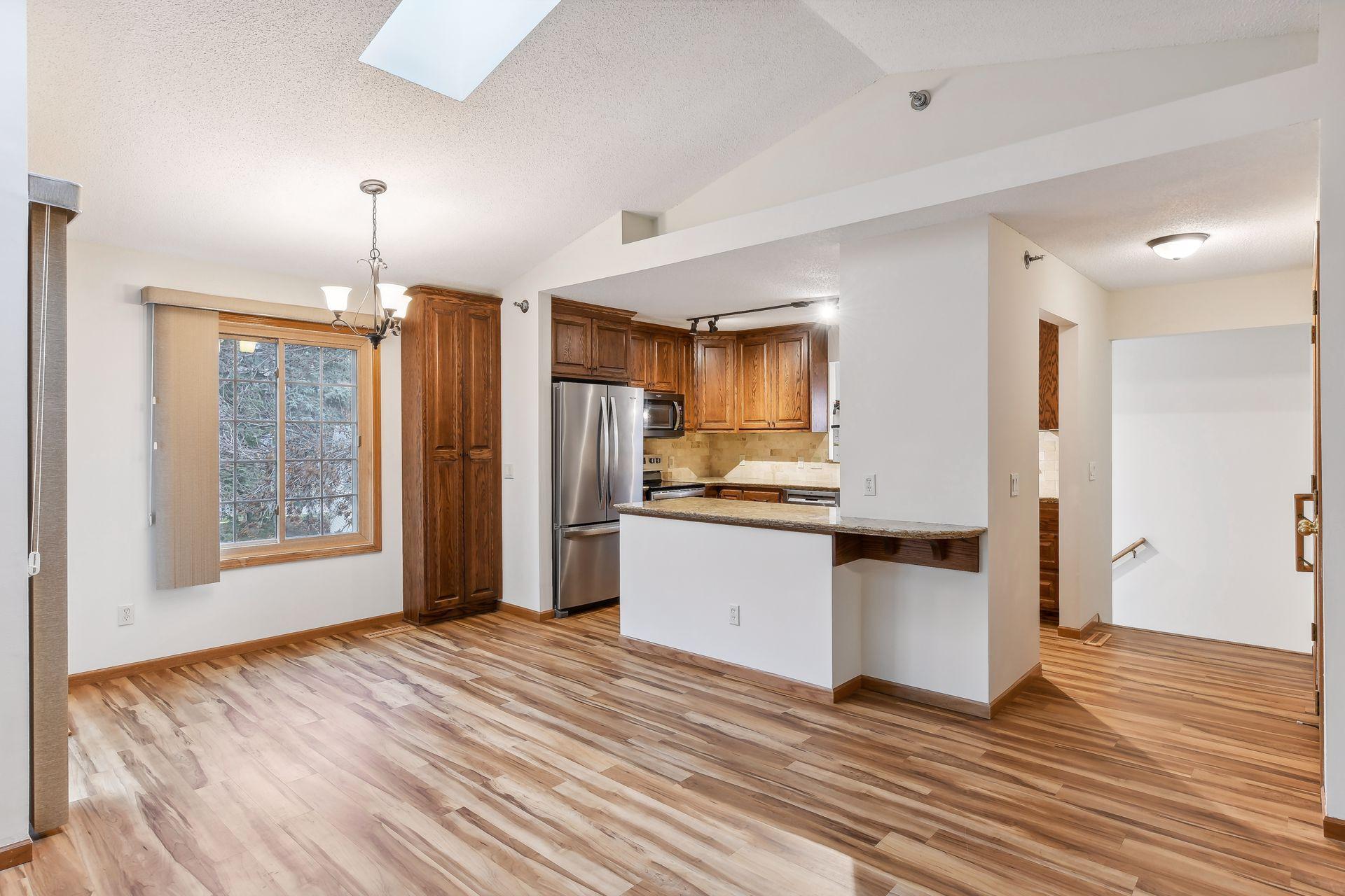 11279 Oregon Circle Bloomington, MN 55438 - Photo 11 of 33