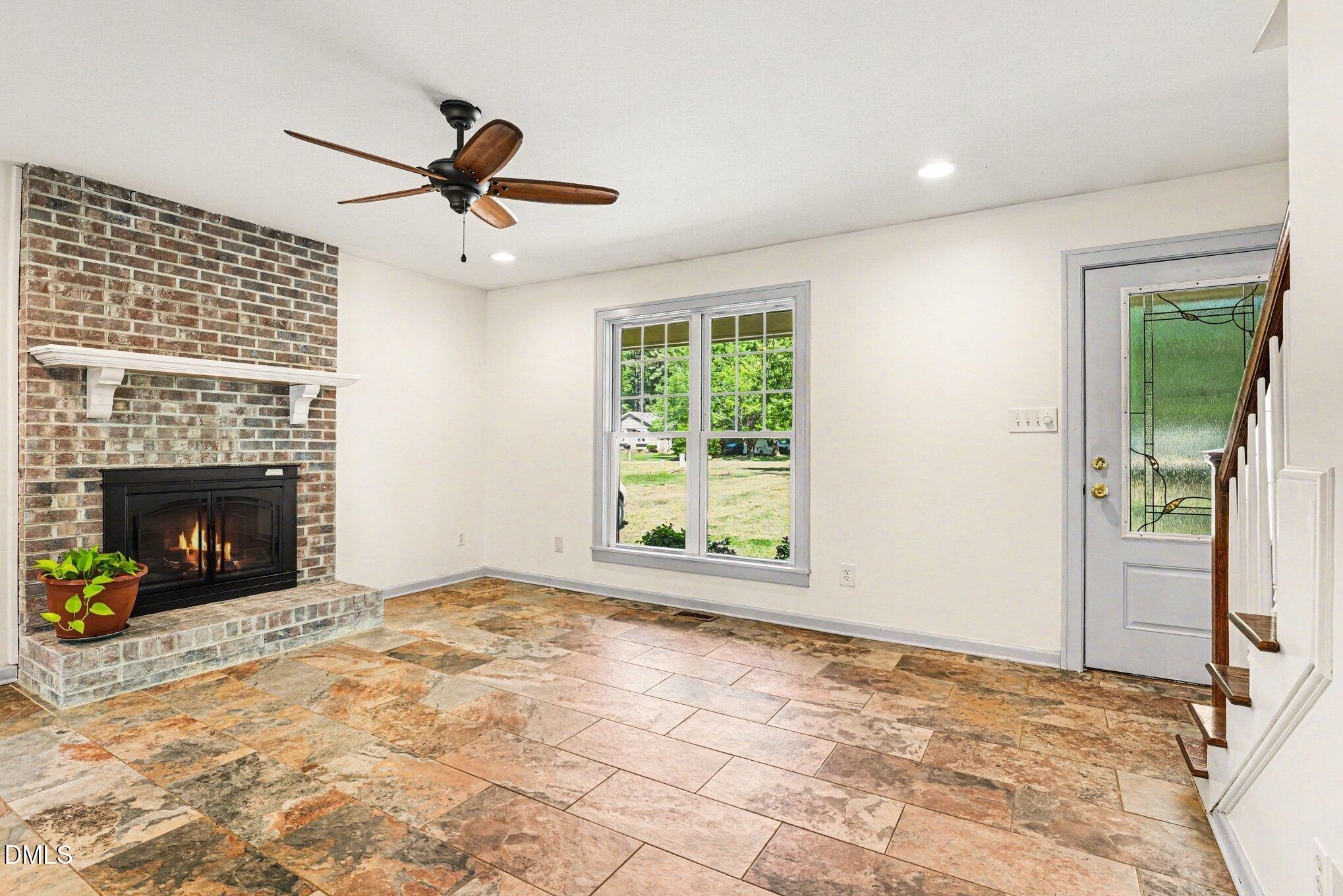 4820 Frankie Road Fuquay-Varina, NC 27526 - Photo 12 of 33