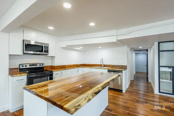 $2,100,000 | 5100 Bel Air Street, Boise, ID 83705