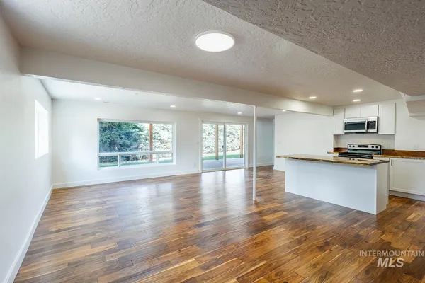 $2,100,000 | 5100 Bel Air Street, Boise, ID 83705