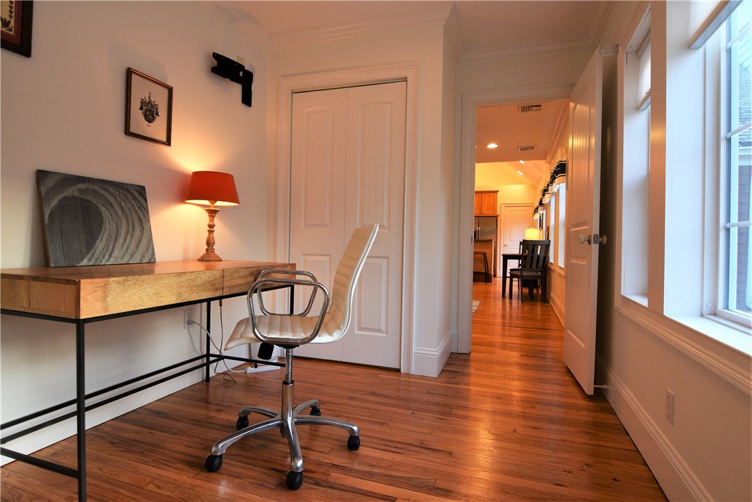 26 Phelps Road Middletown, RI 02842 - Photo 18 of 27