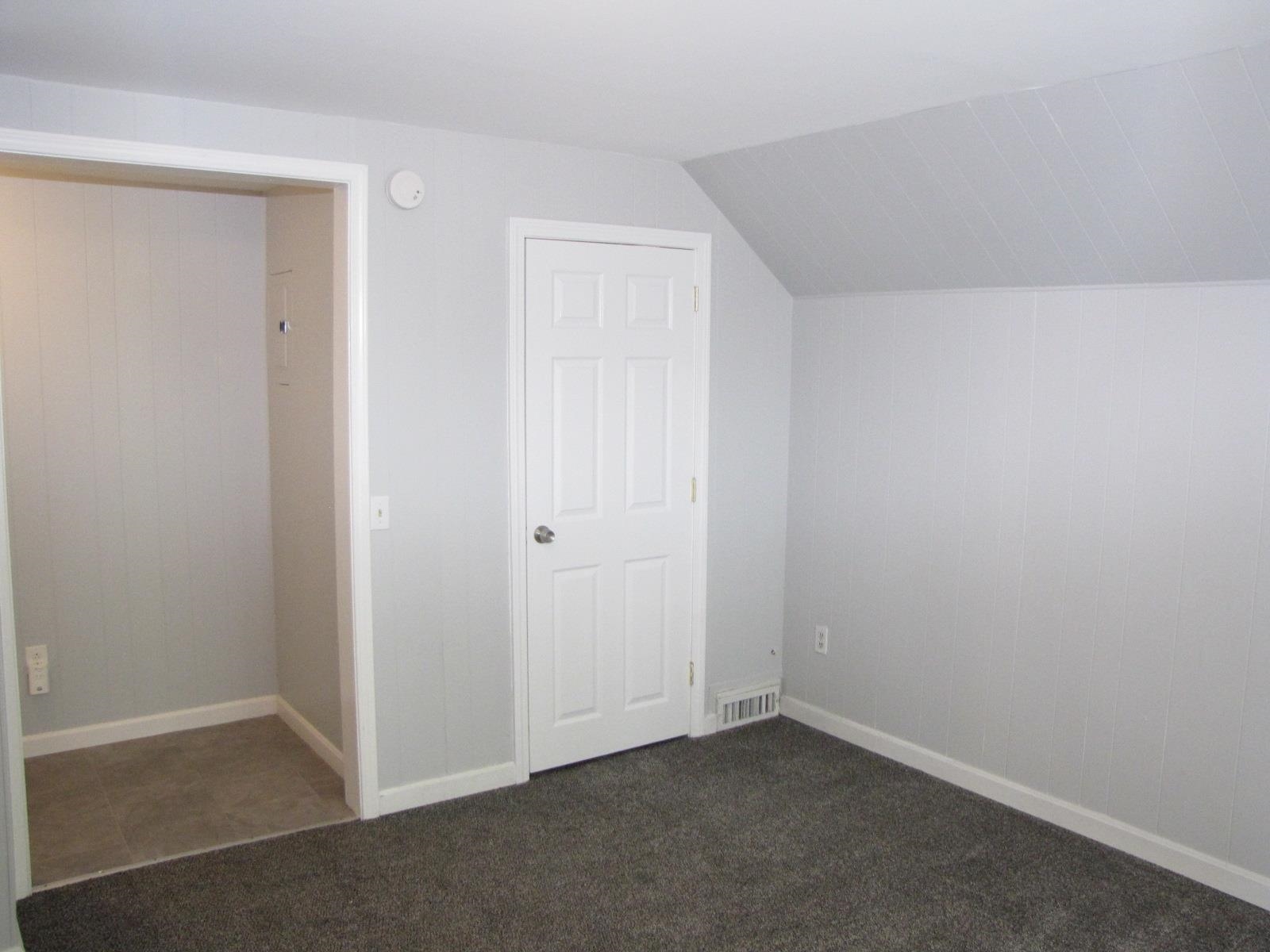 3 Mcilvin Street, Unit B Manchester, NH 03103 - Photo 17 of 31
