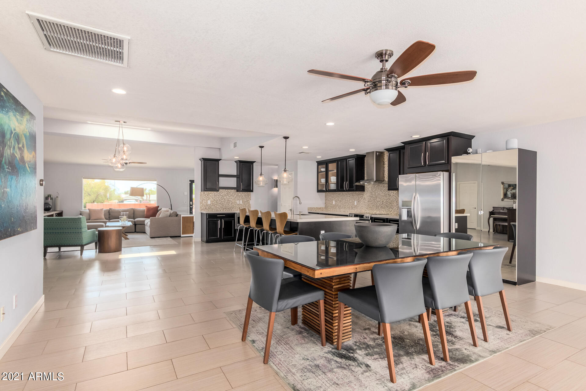 1924 East Lawrence Road Phoenix, AZ 85016 - Photo 12 of 37 Eat In Kitchen