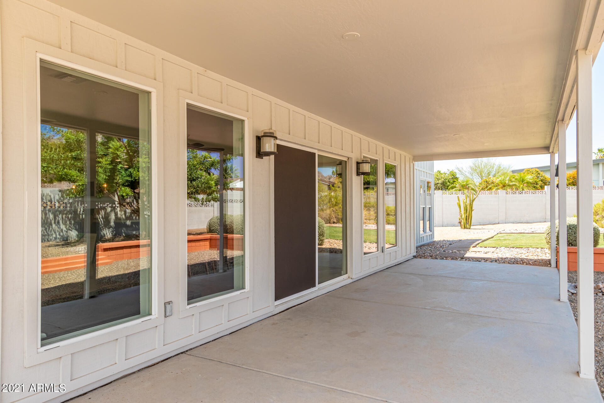 1924 East Lawrence Road Phoenix, AZ 85016 - Photo 25 of 37 Outdoor Covered Patio
