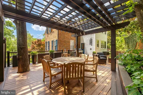 $1,890,000 | 4845 Linnean Avenue Northwest, Washington, DC 20008