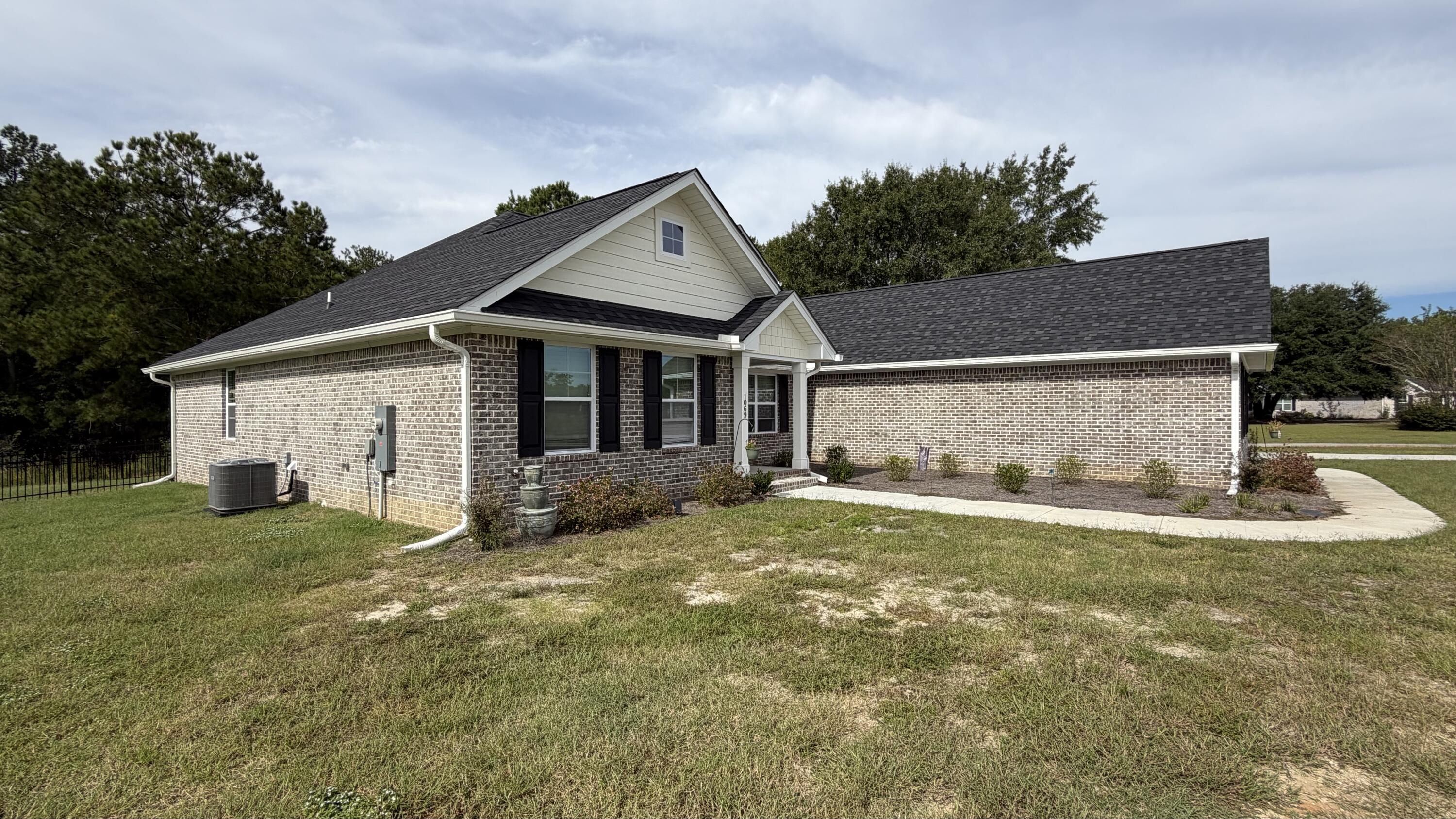 1069 McKenzie Road Manning, SC 29102 - Photo 3 of 7 image 2