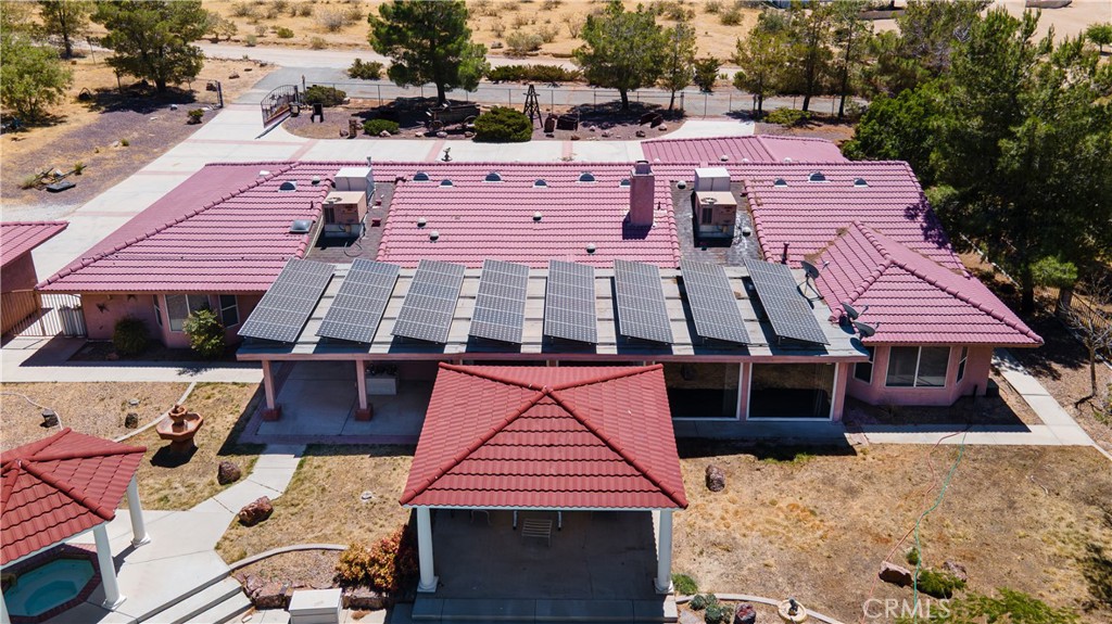 16728 Shirwaun Road Apple Valley, CA 92307 - Photo 8 of 72