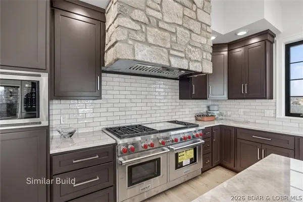 $1,399,900 | 166 Big Bear Drive, Lake Ozark, MO 65049