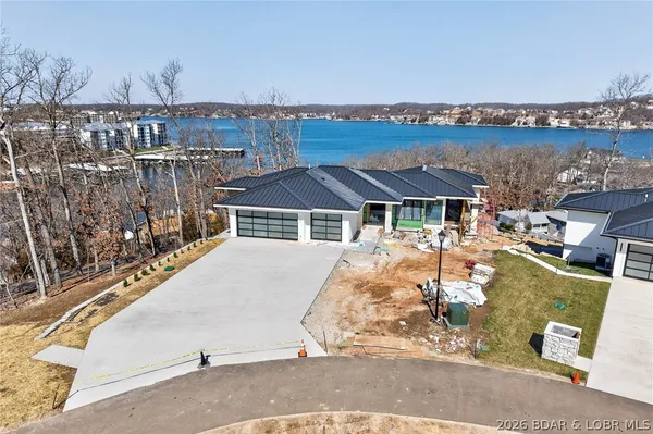 $1,399,900 | 166 Big Bear Drive, Lake Ozark, MO 65049