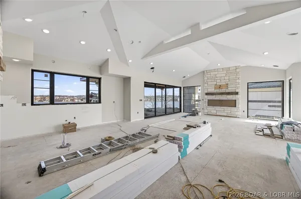 $1,399,900 | 166 Big Bear Drive, Lake Ozark, MO 65049