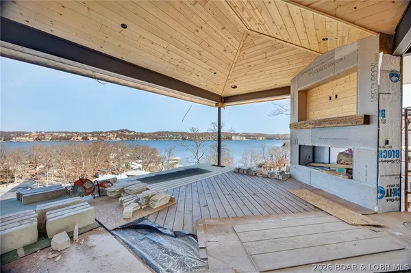 $1,399,900 | 166 Big Bear Drive, Lake Ozark, MO 65049