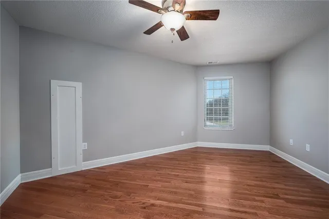 $859,950 | 20473 199th Street, Tonganoxie, KS 66086