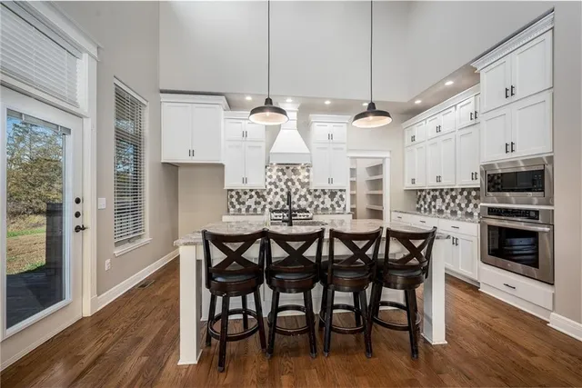 $859,950 | 20473 199th Street, Tonganoxie, KS 66086