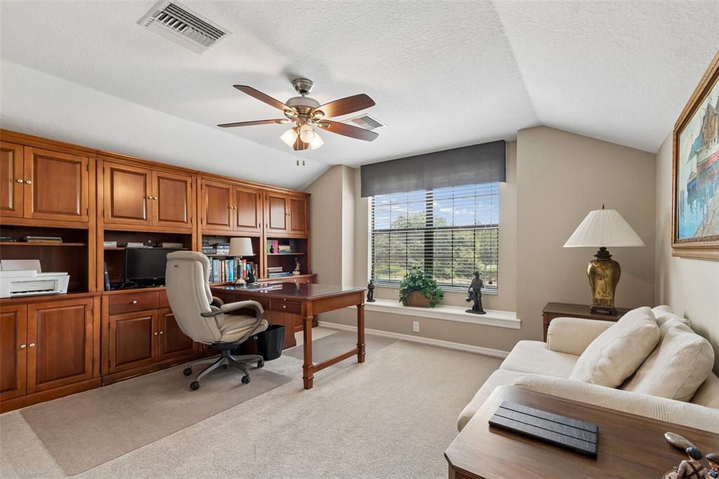 6601 Sparkling Way Wesley Chapel, FL 33545 - Photo 35 of 51