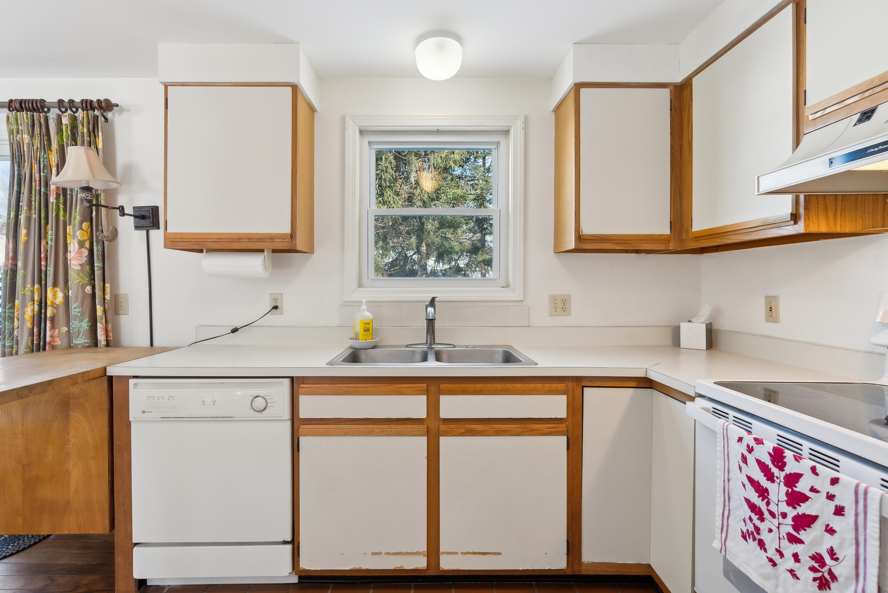 43 Willow Grove Road, Unit 43 Brunswick, ME 04011 - Photo 13 of 42 Kitchen Window