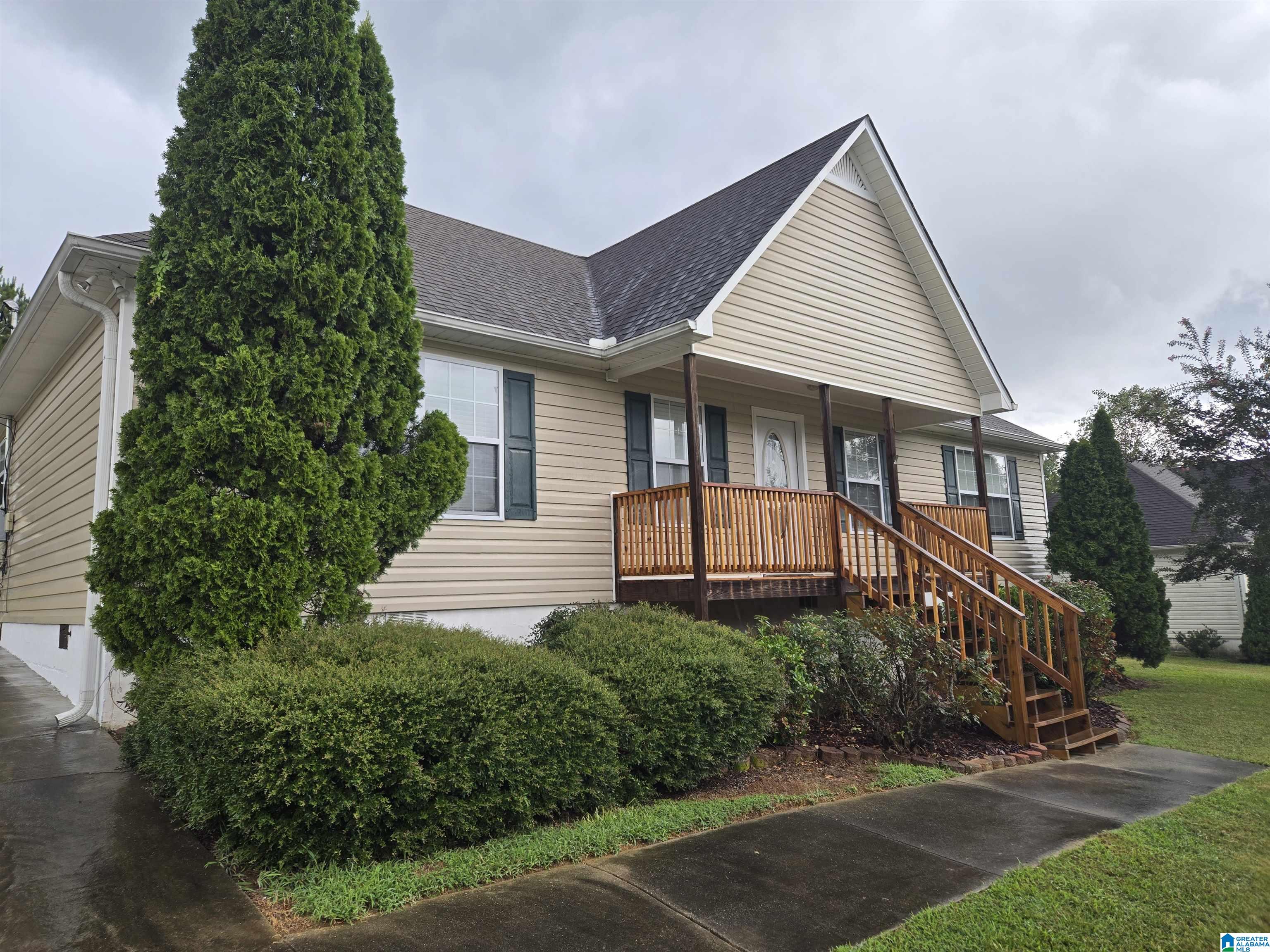 729 Deans Ferry Road Hayden, AL 35079 - Photo 2 of 21