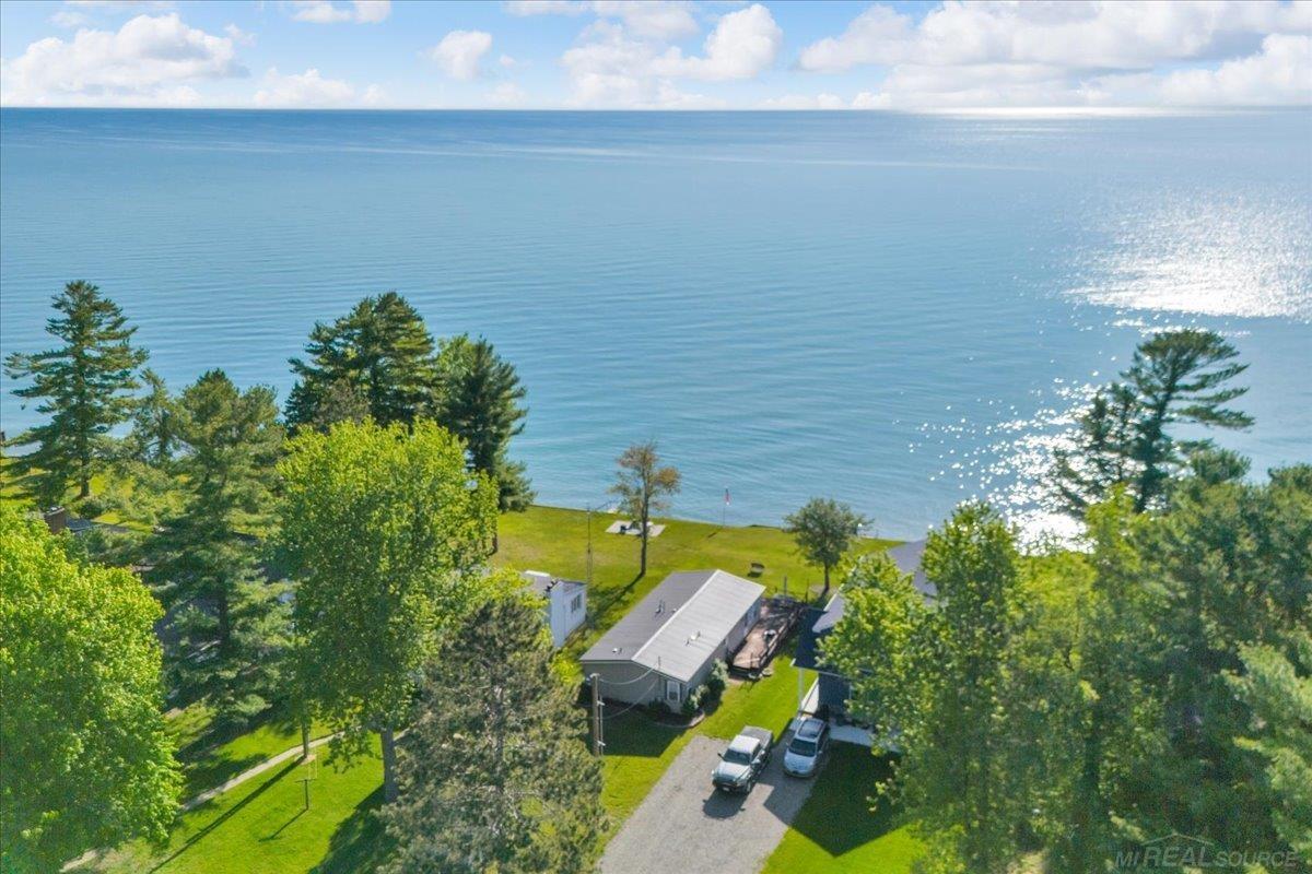 8723 Lakeshore Road Lexington, MI 48450 - Photo 8 of 47 Gallery Image 8