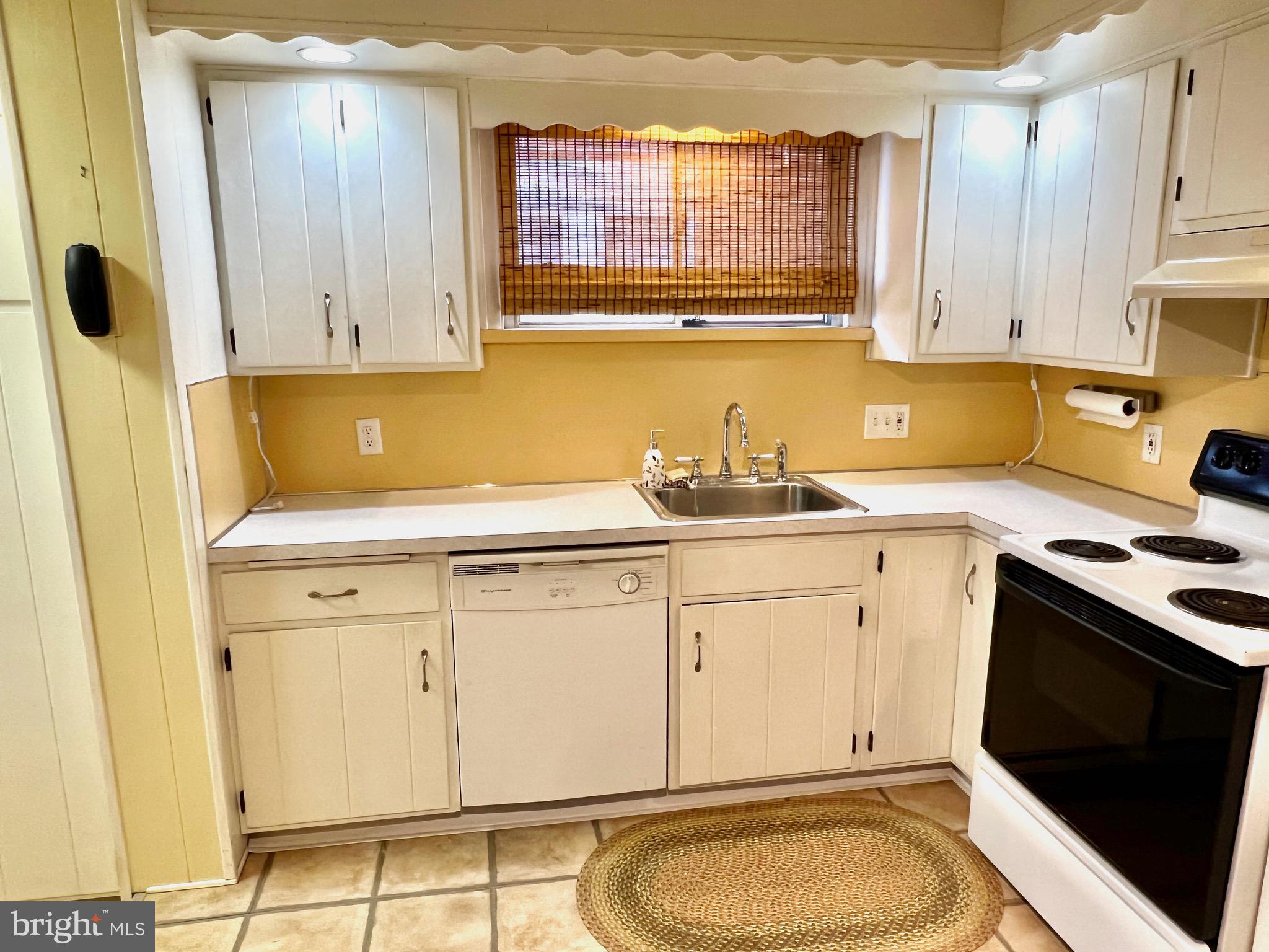 211 North Brobst Street Reading, PA 19607 - Photo 8 of 25 Gallery Image 8