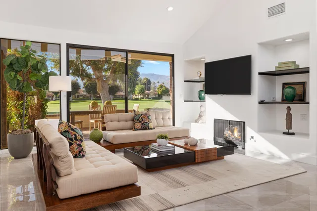 $775,000 | 213 Las Lomas, Palm Desert, CA 92260