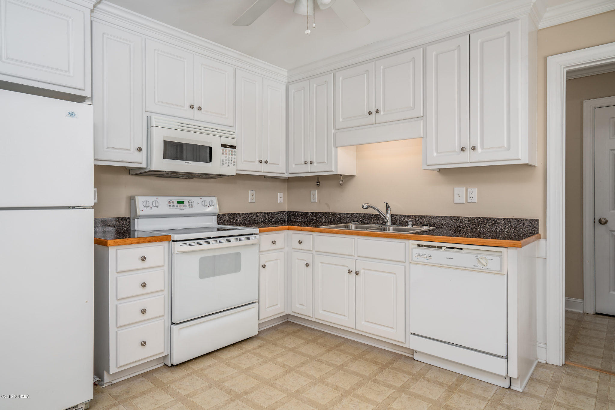6707 Sassafras Court Sims, NC 27880 - Photo 6 of 29 Kitchen