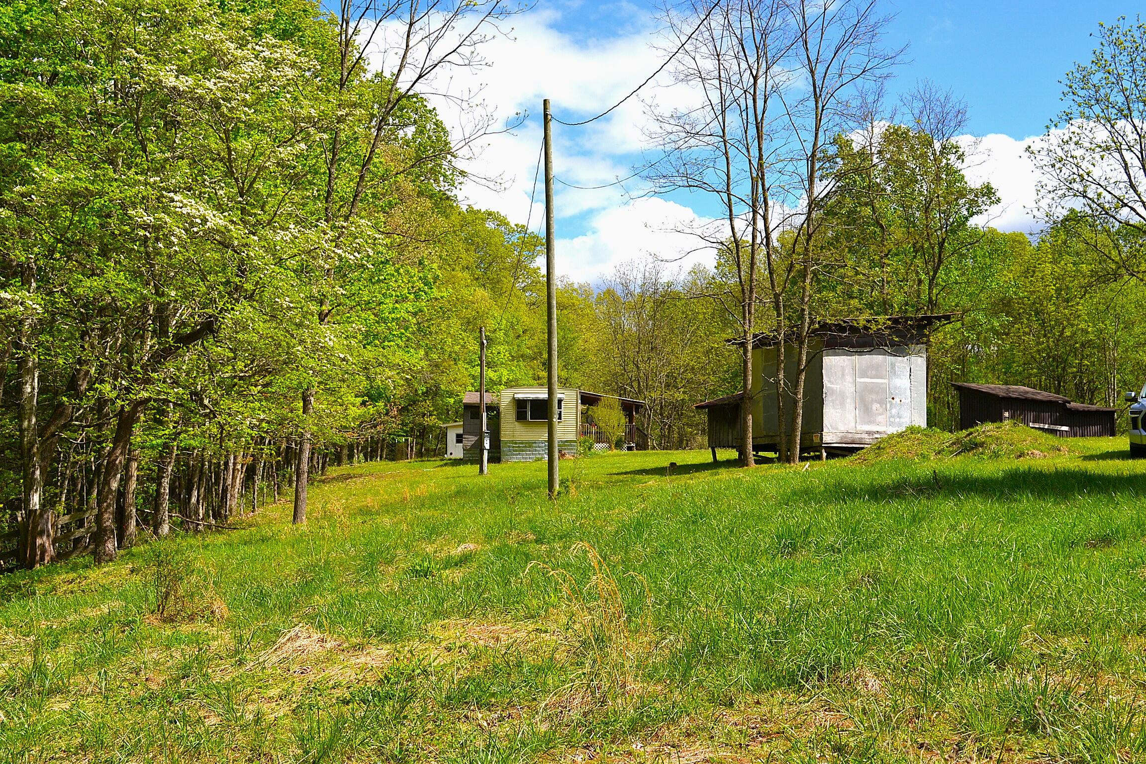 4250 Julia Road Renick, WV 24966 - Photo 21 of 64 Gallery Image 21