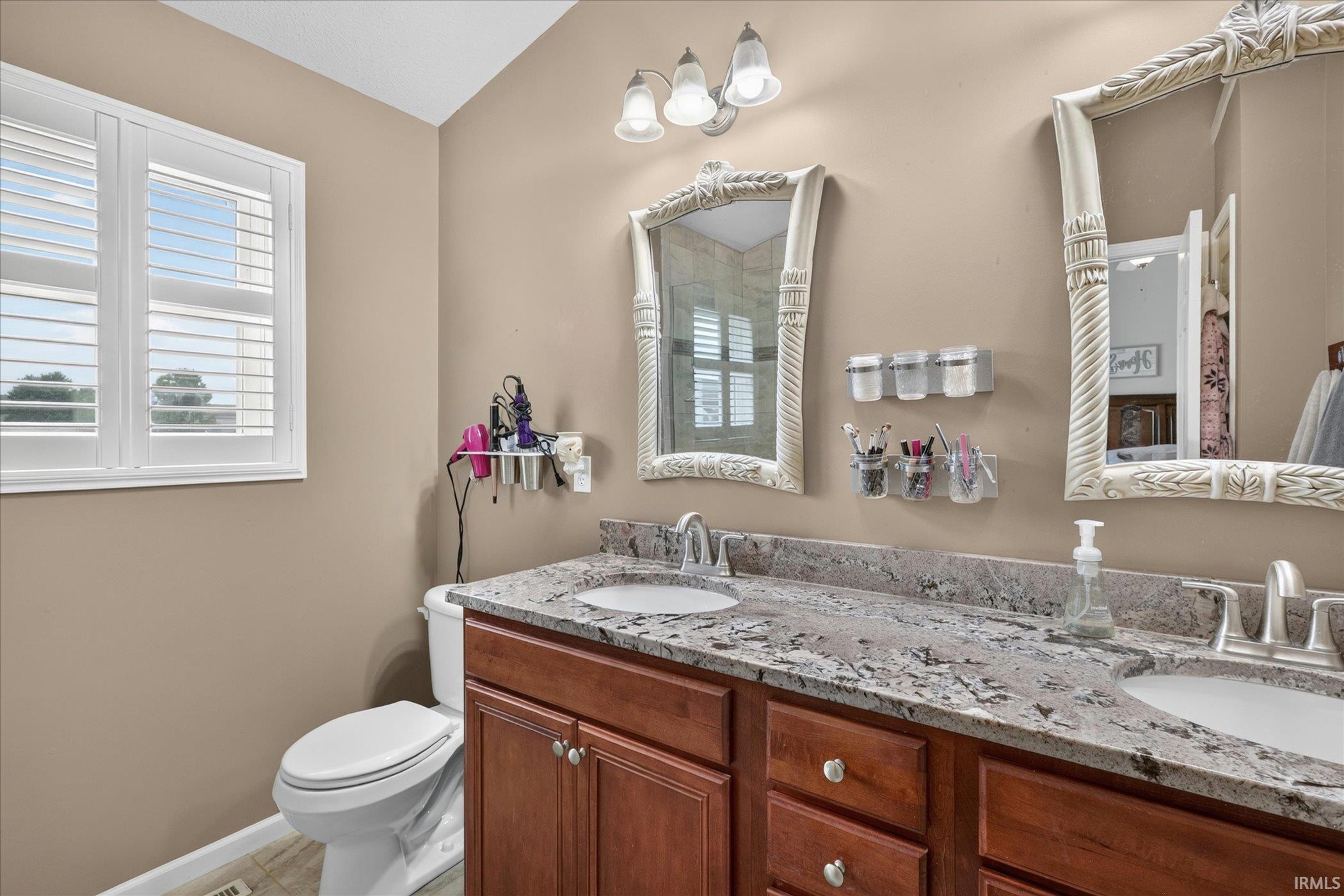 51160 Elm Road Granger, IN 46530 - Photo 17 of 38