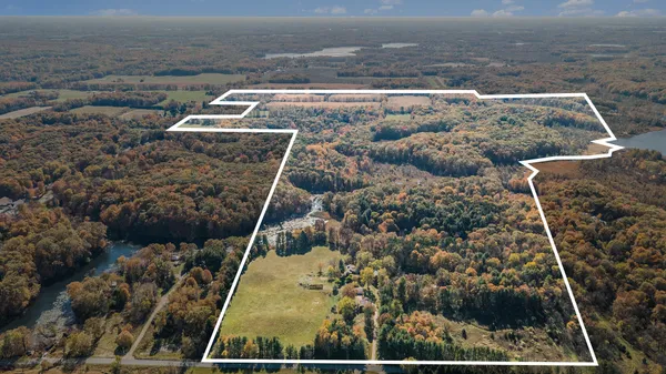 $1,999,000 | 2347 West Dowling Road, Delton, MI 49046